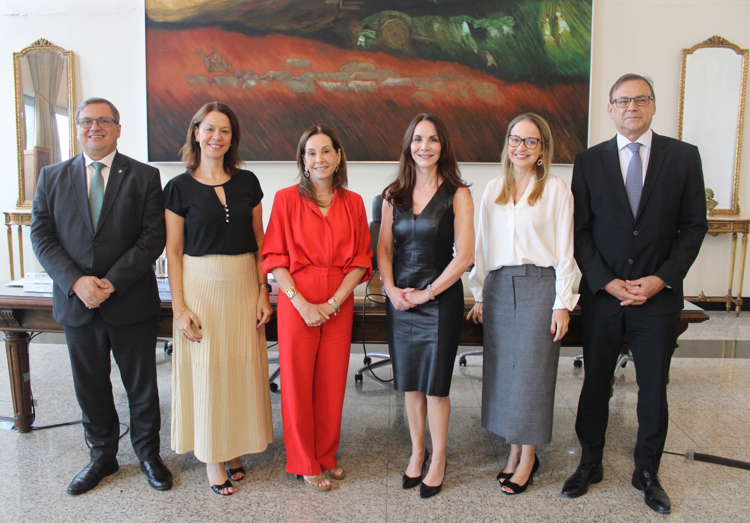 Presidente Eunice Haddad participa do Encontro dos Juízes dos Núcleos de Saúde Suplementar
