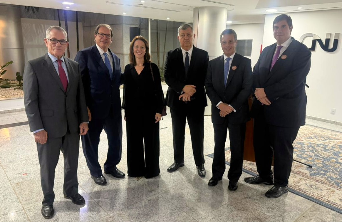 Presidente Eunice Haddad prestigia inauguração do retrato do ministro Luis Felipe Salomão no CNJ