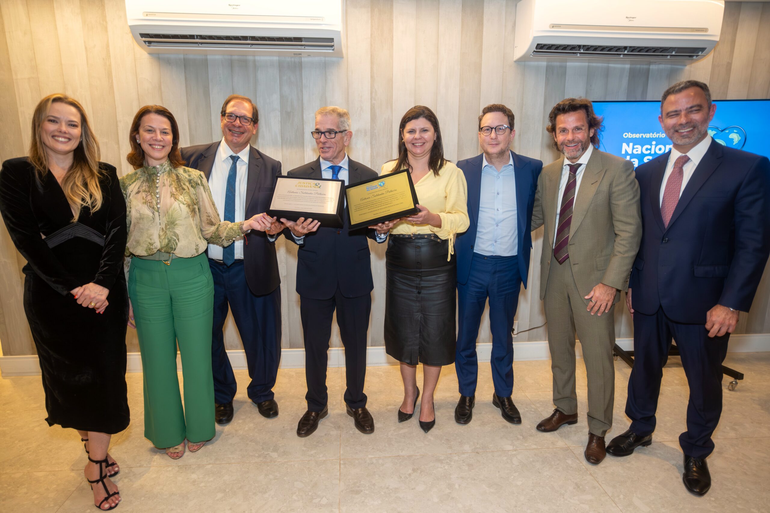 Presidente Eunice Haddad participa de homenagem ao ministro Antonio Saldanha