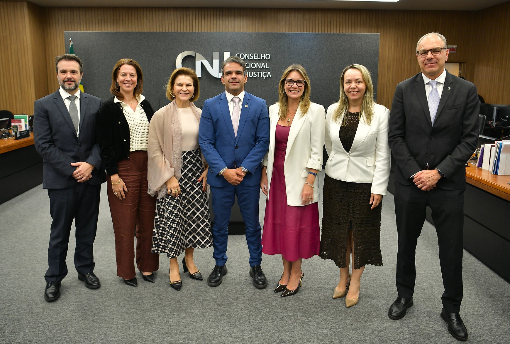 Presidente da AMAERJ acompanha última sessão de conselheiro do CNJ