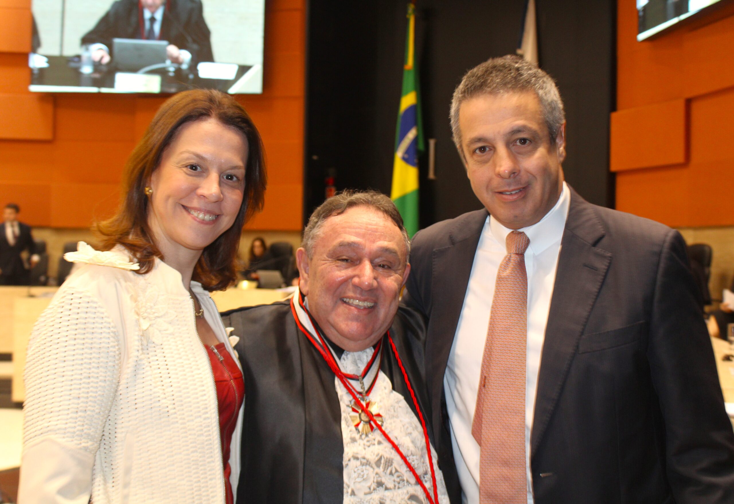 Desembargador Carlos Eduardo Moreira da Silva é homenageado no Tribunal de Justiça