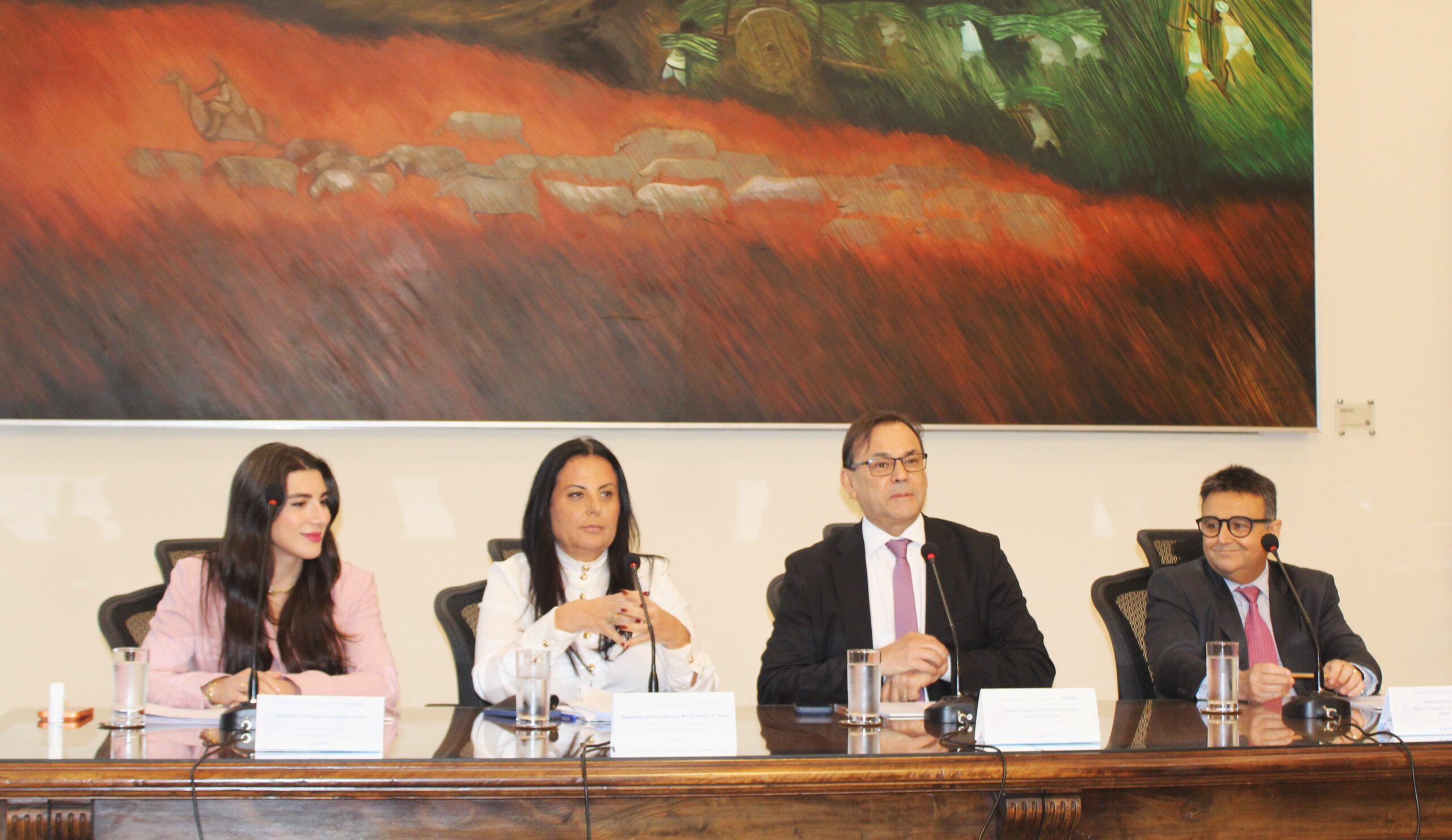 AMAERJ participa de encontro no TJ-RJ sobre Direito Empresarial