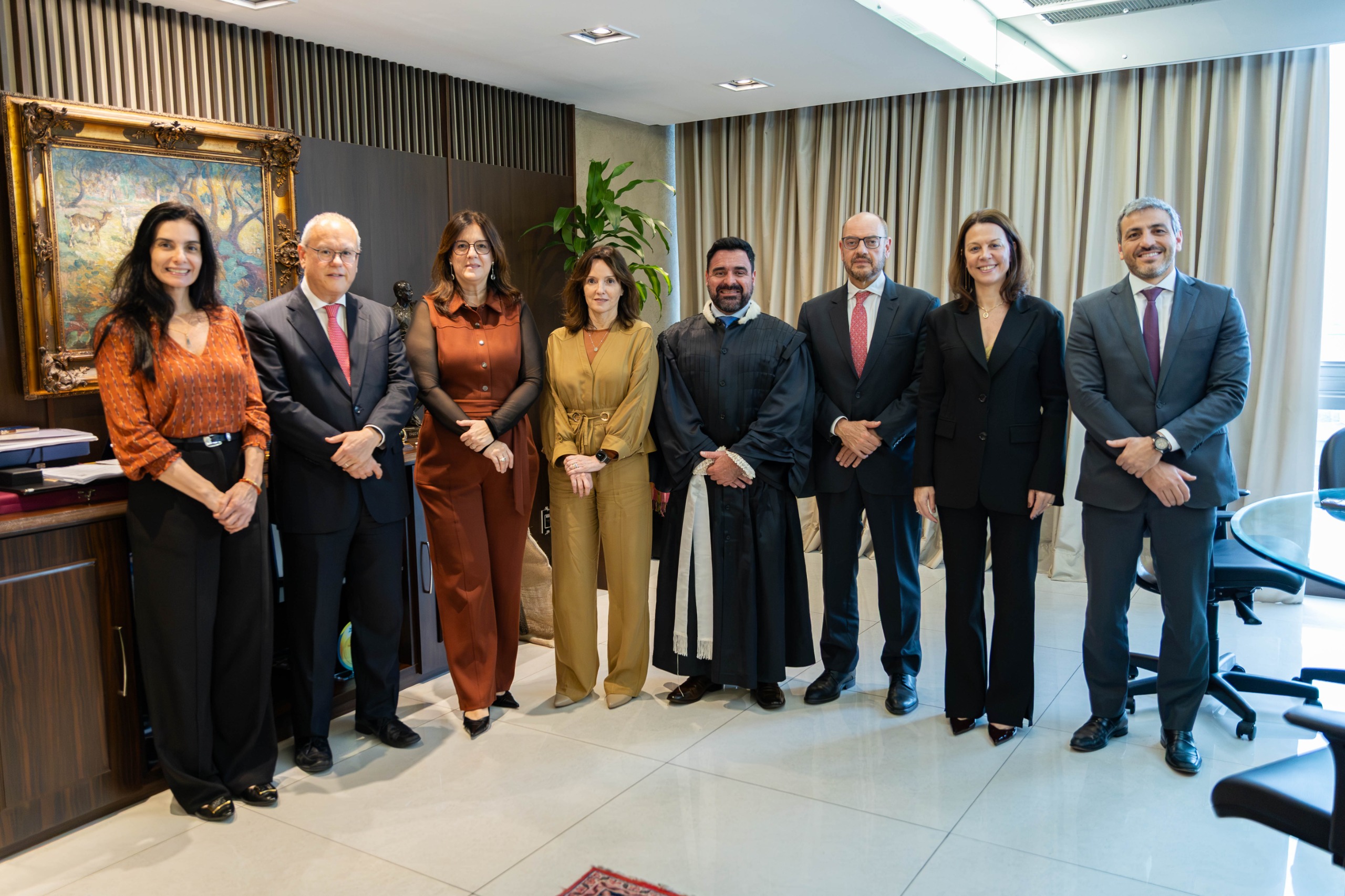 Juízes Danilo Marques Borges e Carolina Vicente Bisognin tomam posse após permuta interna
